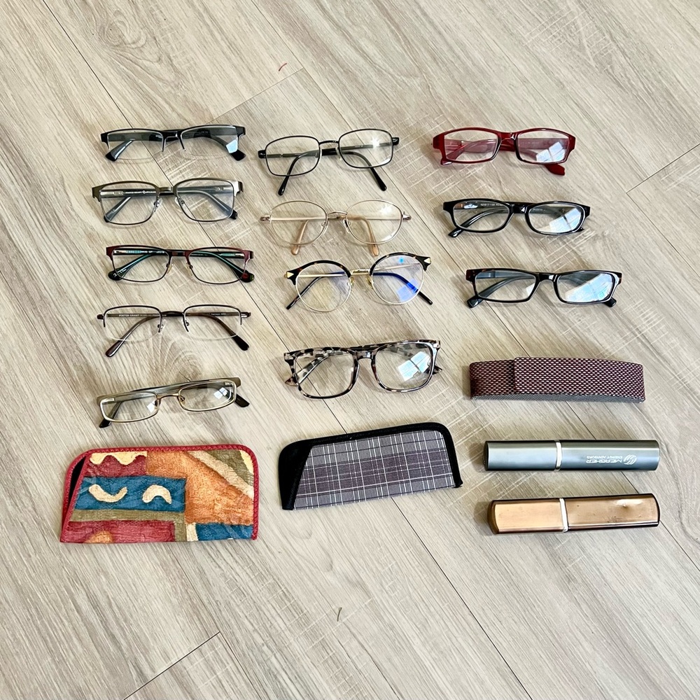Lot/12 Mixed Unisex Optical Glasses Frames w/ 5 Cases Pre-Owned, Vintage
